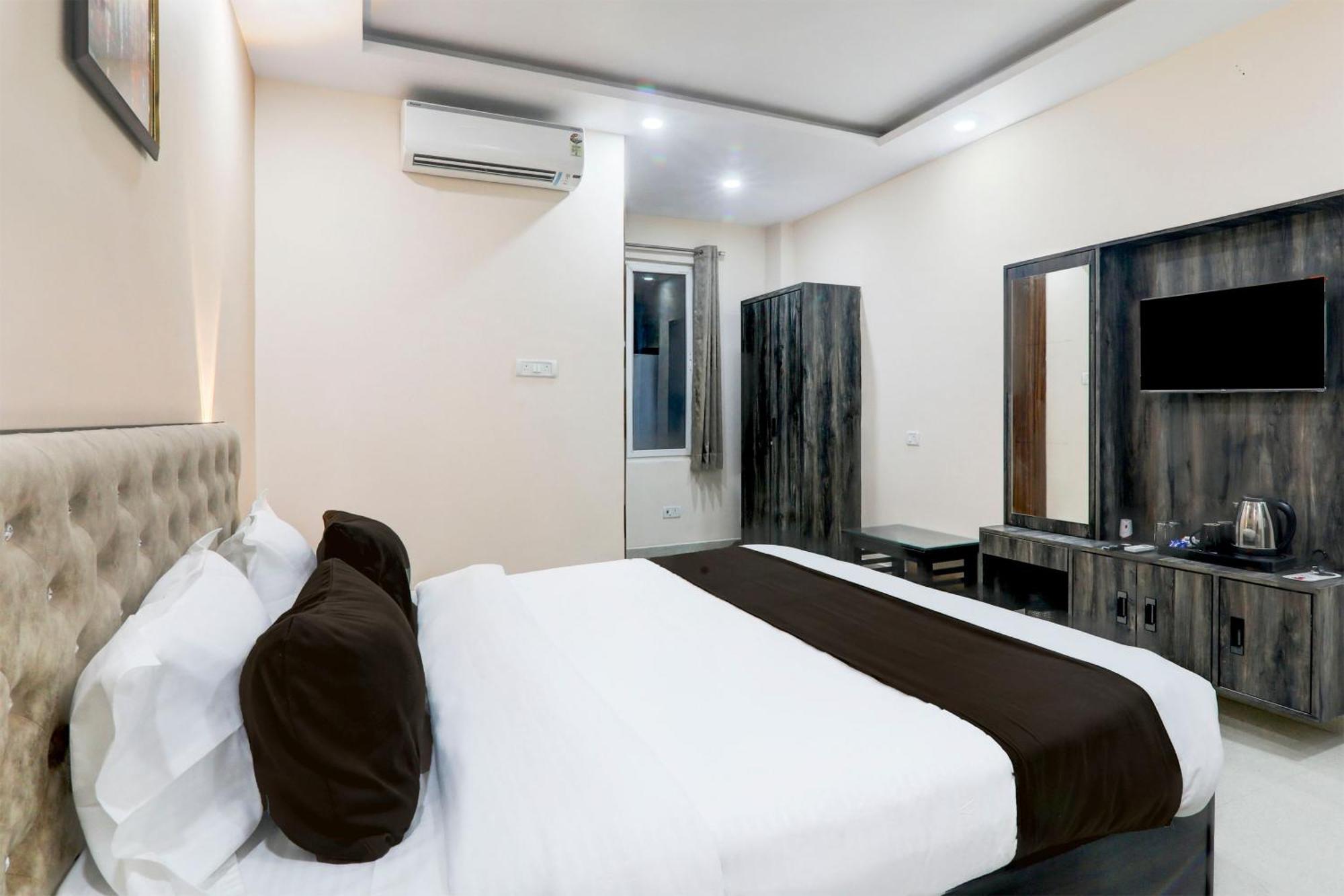 Super Townhouse Gls International Lucknow Exterior foto