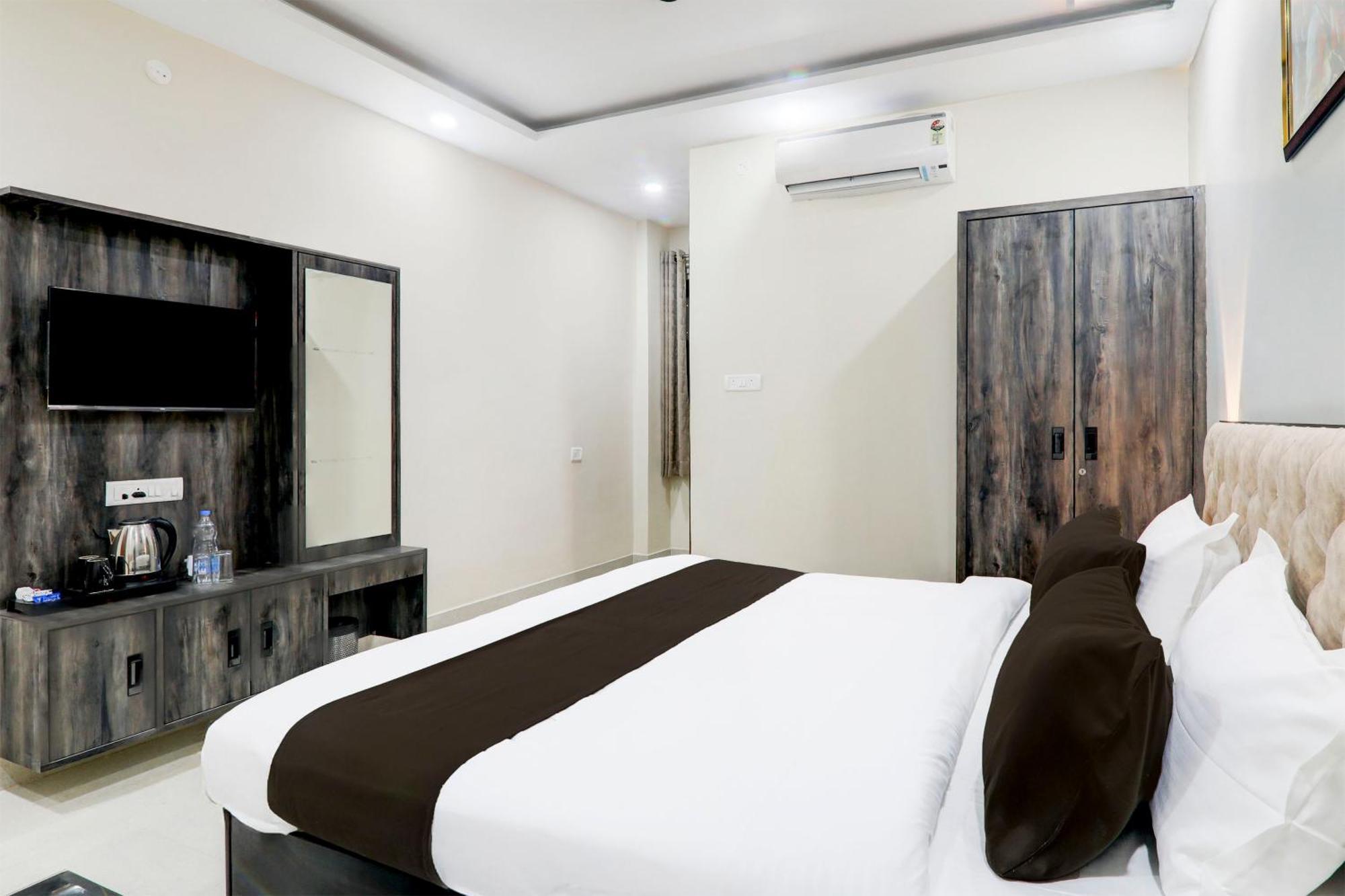 Super Townhouse Gls International Lucknow Exterior foto