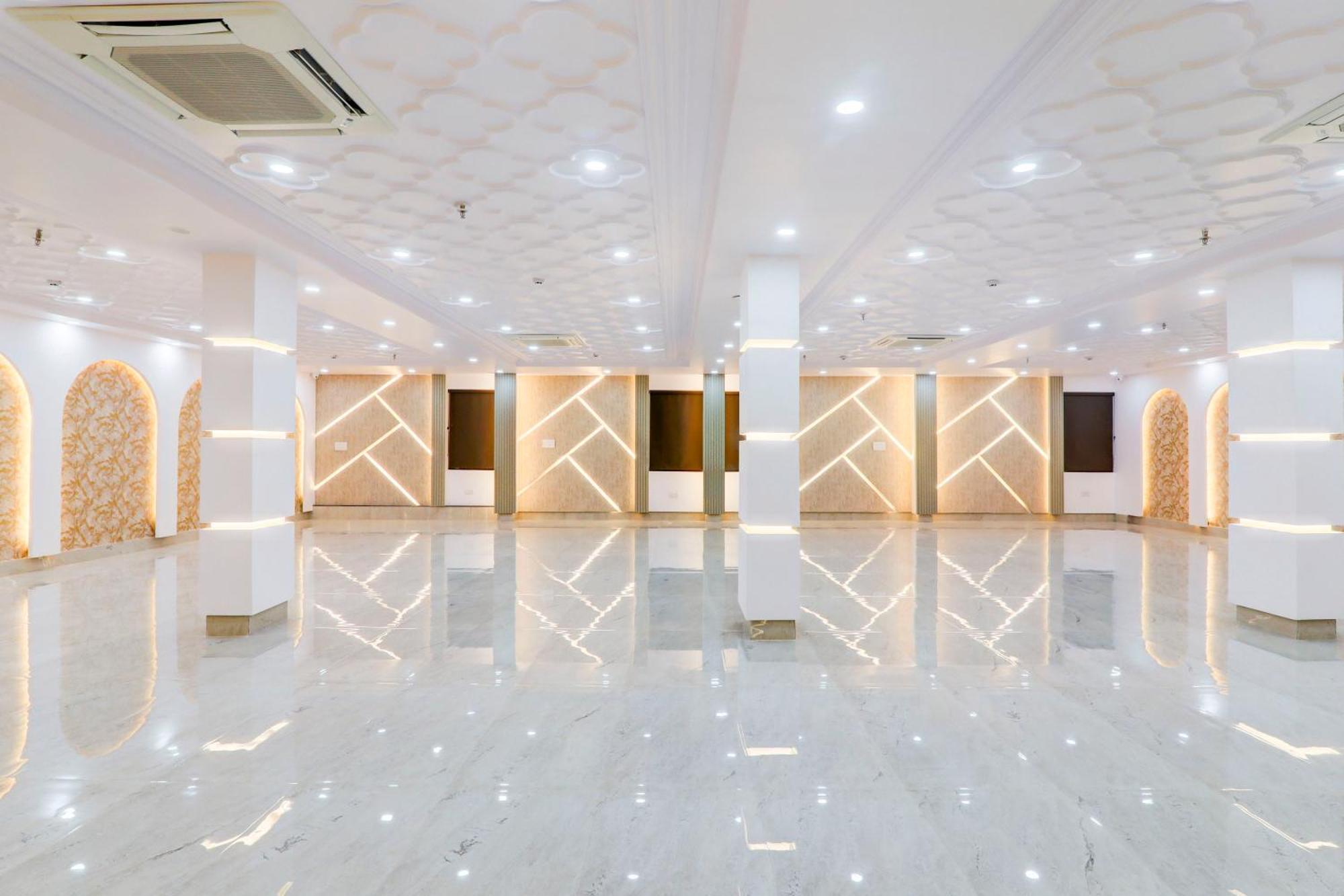 Super Townhouse Gls International Lucknow Exterior foto